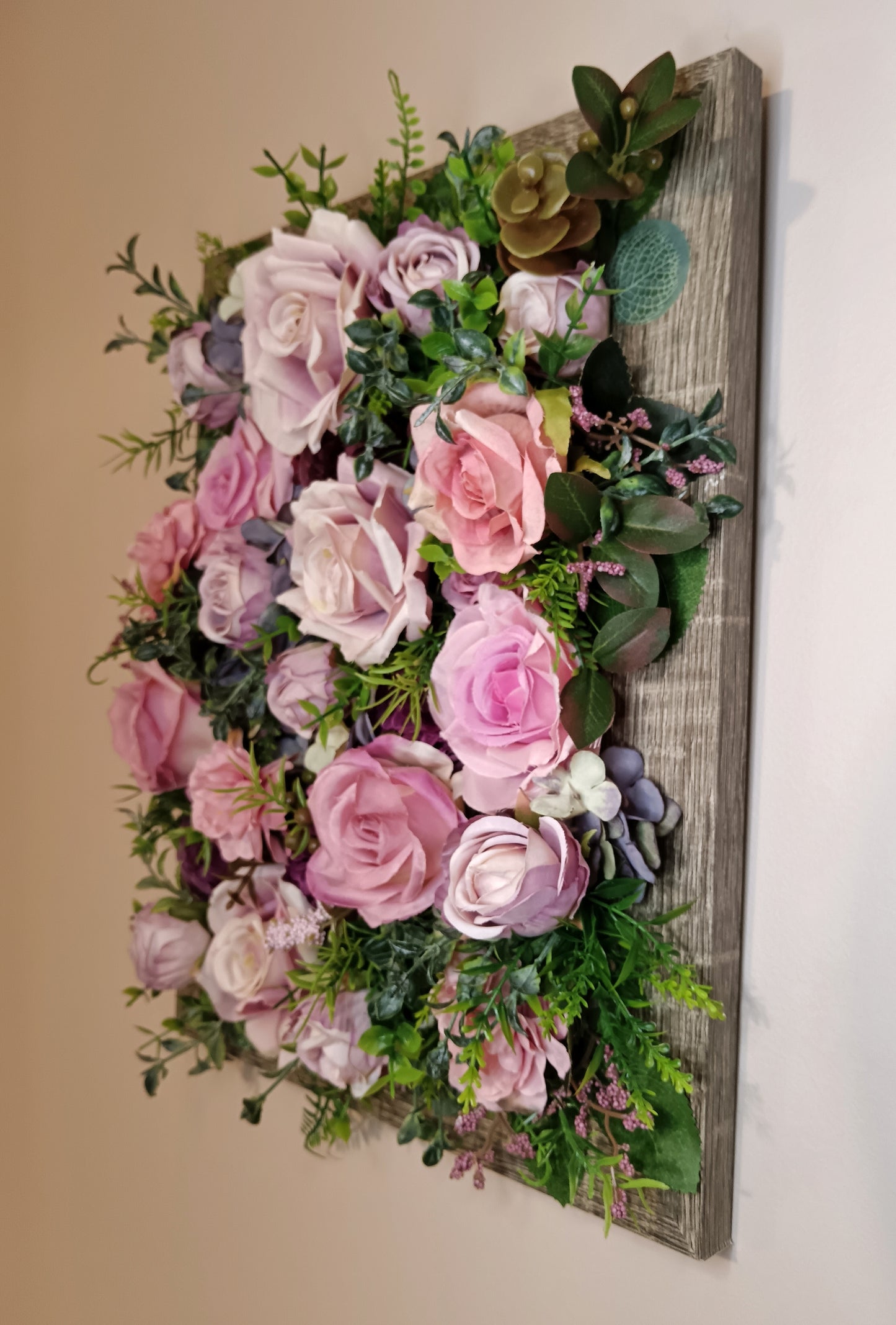 Artificial flower frame F1